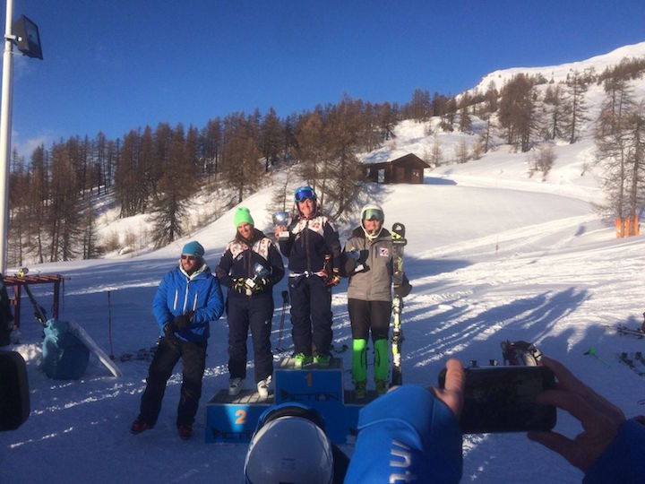 podio_f_slalom_fis-njr_sansicario_04_02_2017