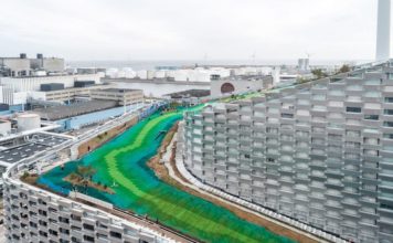 Kristian Ghedina inaugura una pista da sci sintetica in Danimarca